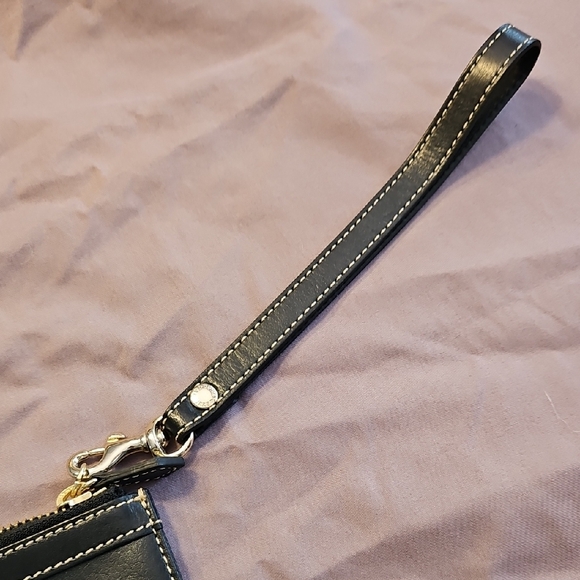 Vintage Dooney & Bourke Black Leather Pouch with Gold Accents - Picture 3 of 4